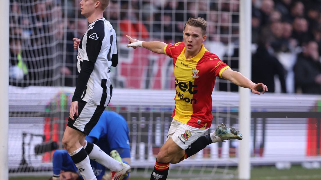 EAGLES EYE VIEW | De titelverdediger tegen een gehavend Heracles